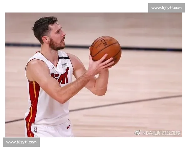 多队竞逐!太阳中锋理查兹成交易香饽饽,潜在下家浮出水面 多队竞逐!太阳中锋理查兹成交易香饽饽,潜在下家浮出水面