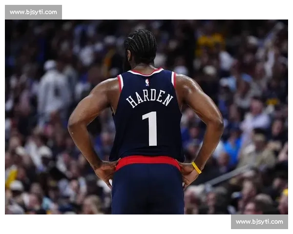 贝弗利力证哈登防守价值:被低估的手活与时机艺术 贝弗利力证哈登防守价值:被低估的手活与时机艺术