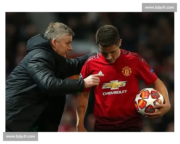 快问快答：曼联突然会进球，玄机在哪？